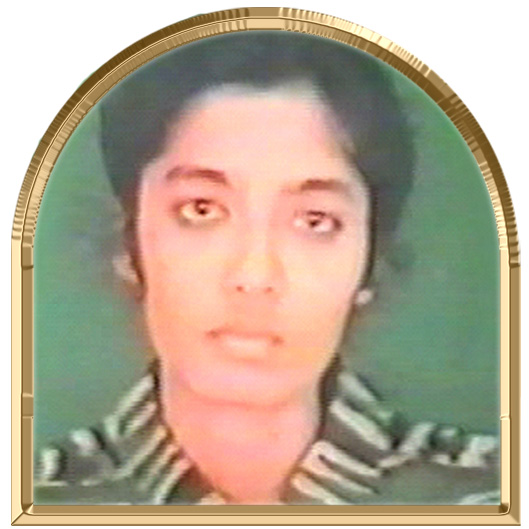 நிருபா (வினி)