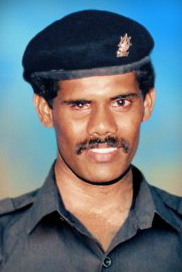 றெஜி (இளங்கோ)