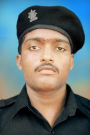 குமணன் (கோபி)