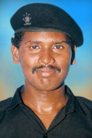 நாவலன் (மதீஸ்)